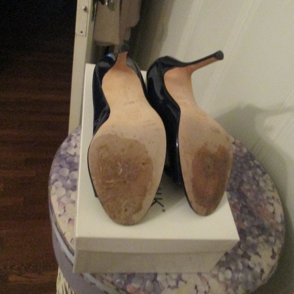 Manolo Blahnik Dark Navy Patent Leather Peep Toe Rhinestone Ball - Picture 7 of 7